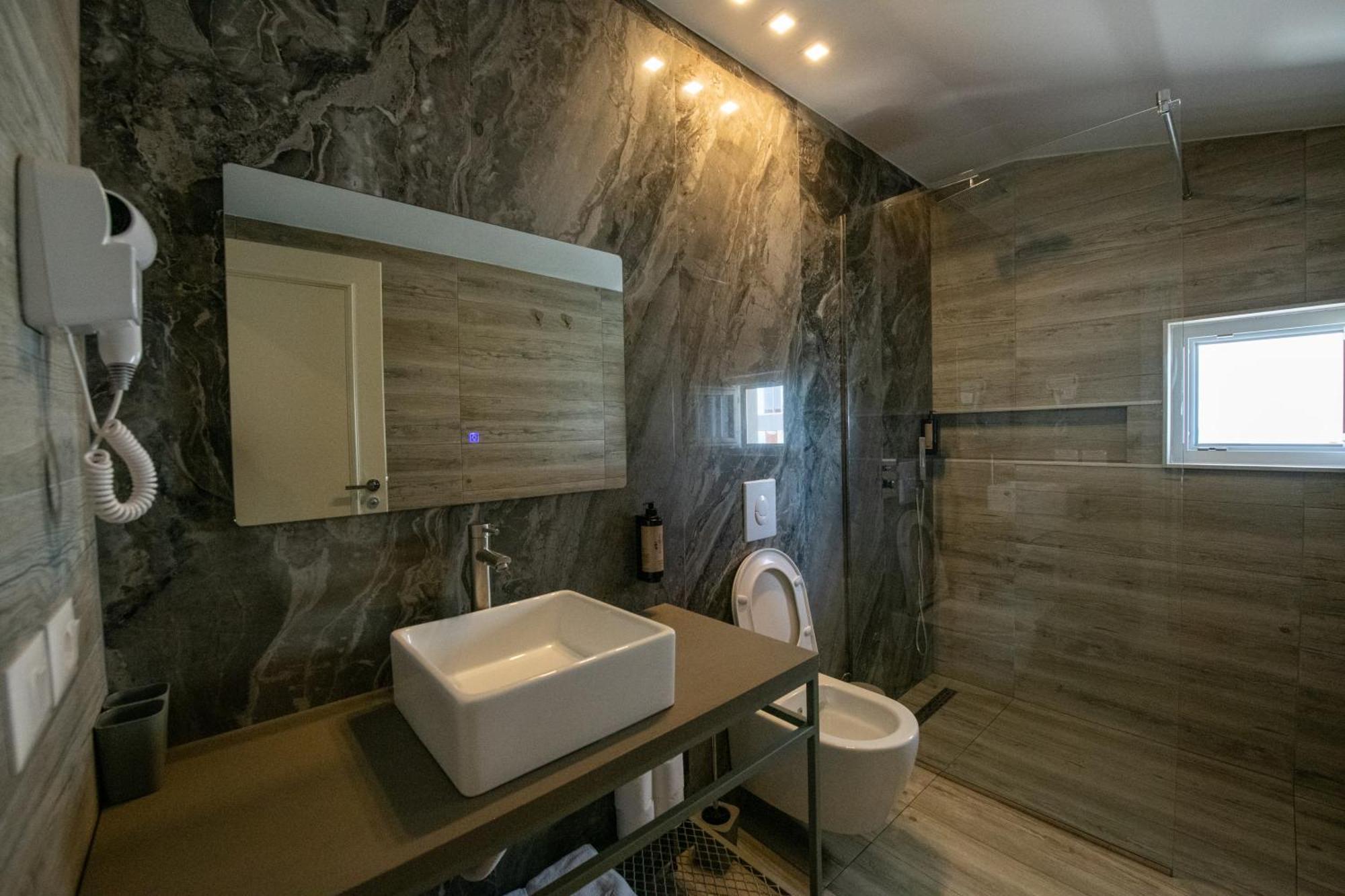 Hotel Vila 11 Durrës Zewnętrze zdjęcie